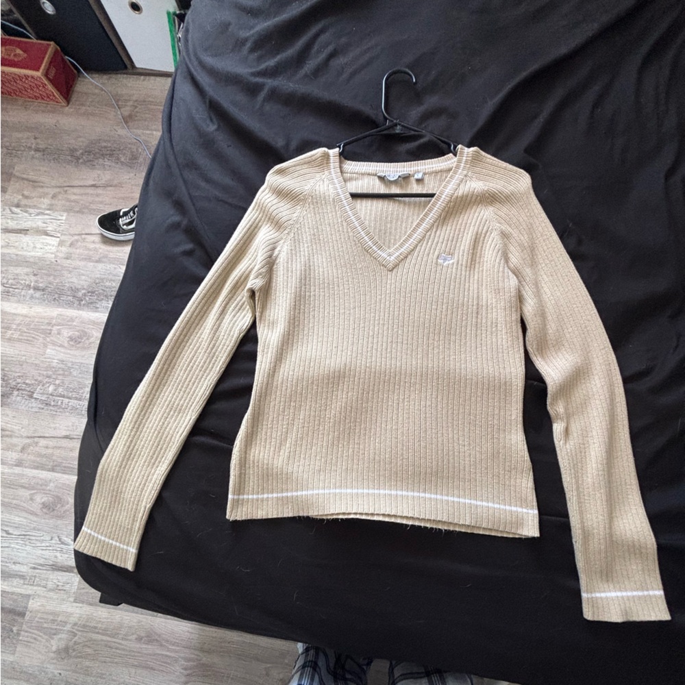 Fox Women's Tan V-Neck Sweater